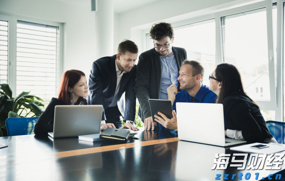 金价或将上涨?老铺黄金(06181)年内再度提价