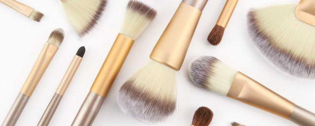 重拳整治电动车乱停乱放