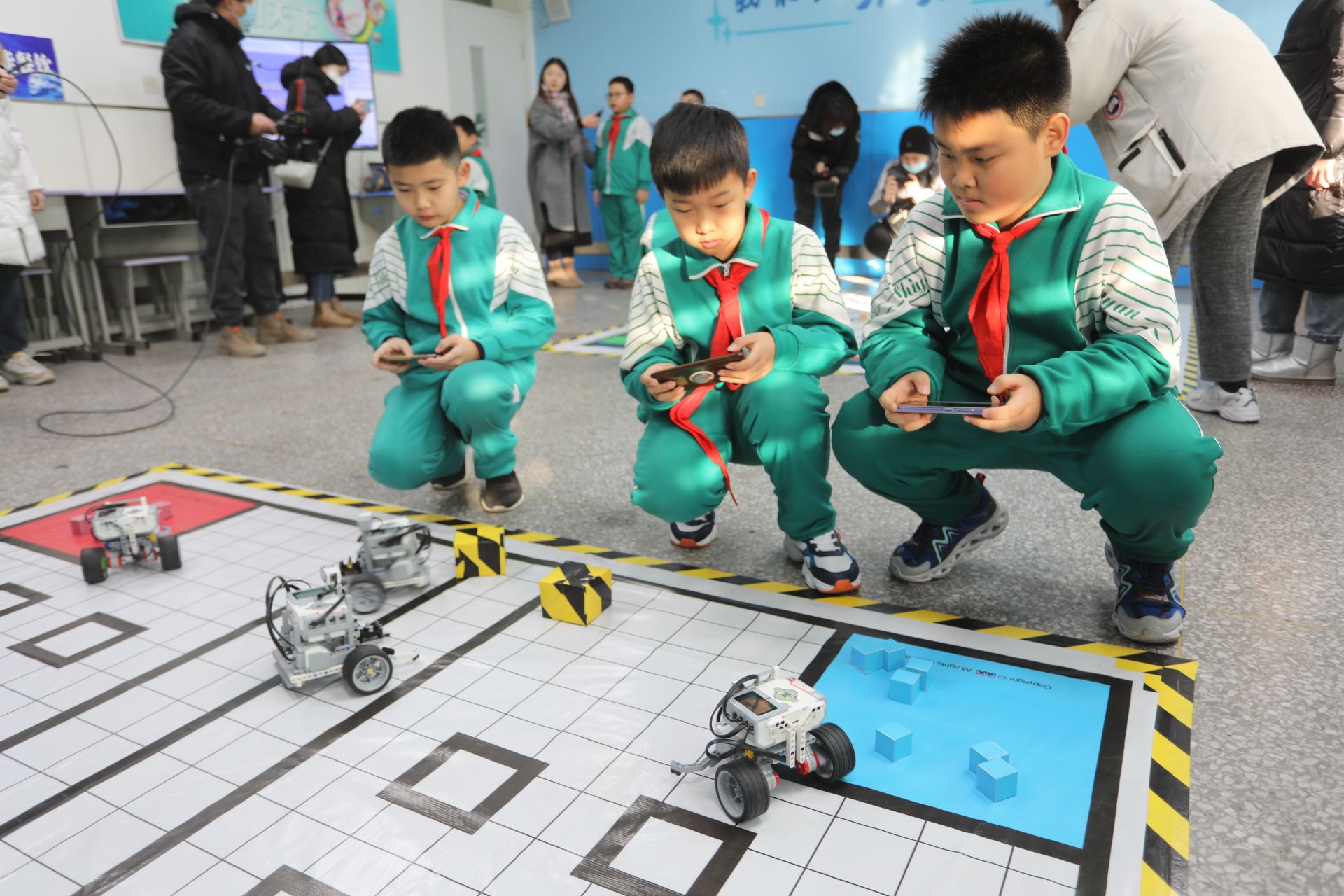 美股动态 | Q2云业务增长未达预期，亚马逊(AMZN.US)下跌超7%