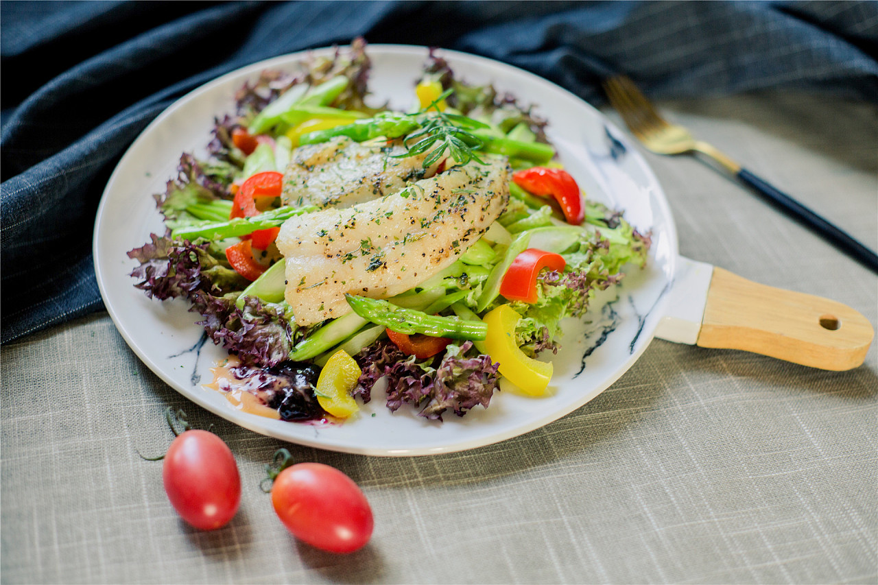 “稀客”紫背椋鸟到访福建